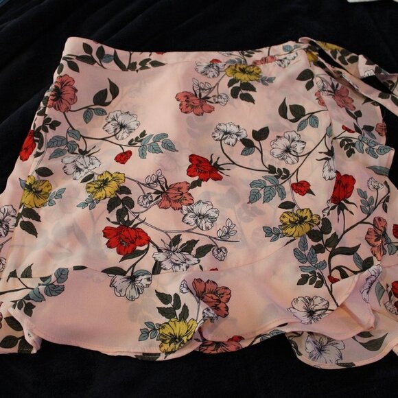 Jack BB Dakota Flower Wrap Mini Pink Skirt Size 0 - Picture 1 of 9